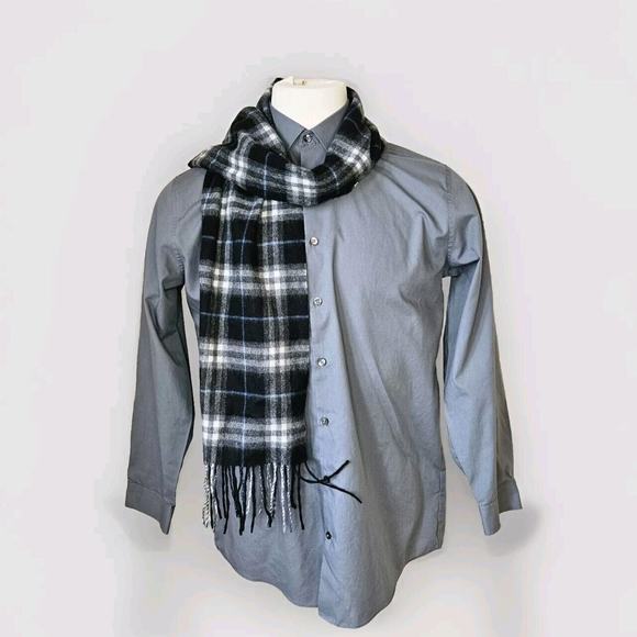 Club Room Cashmere‎ Gray Black Plaid Scarf - Picture 1 of 11